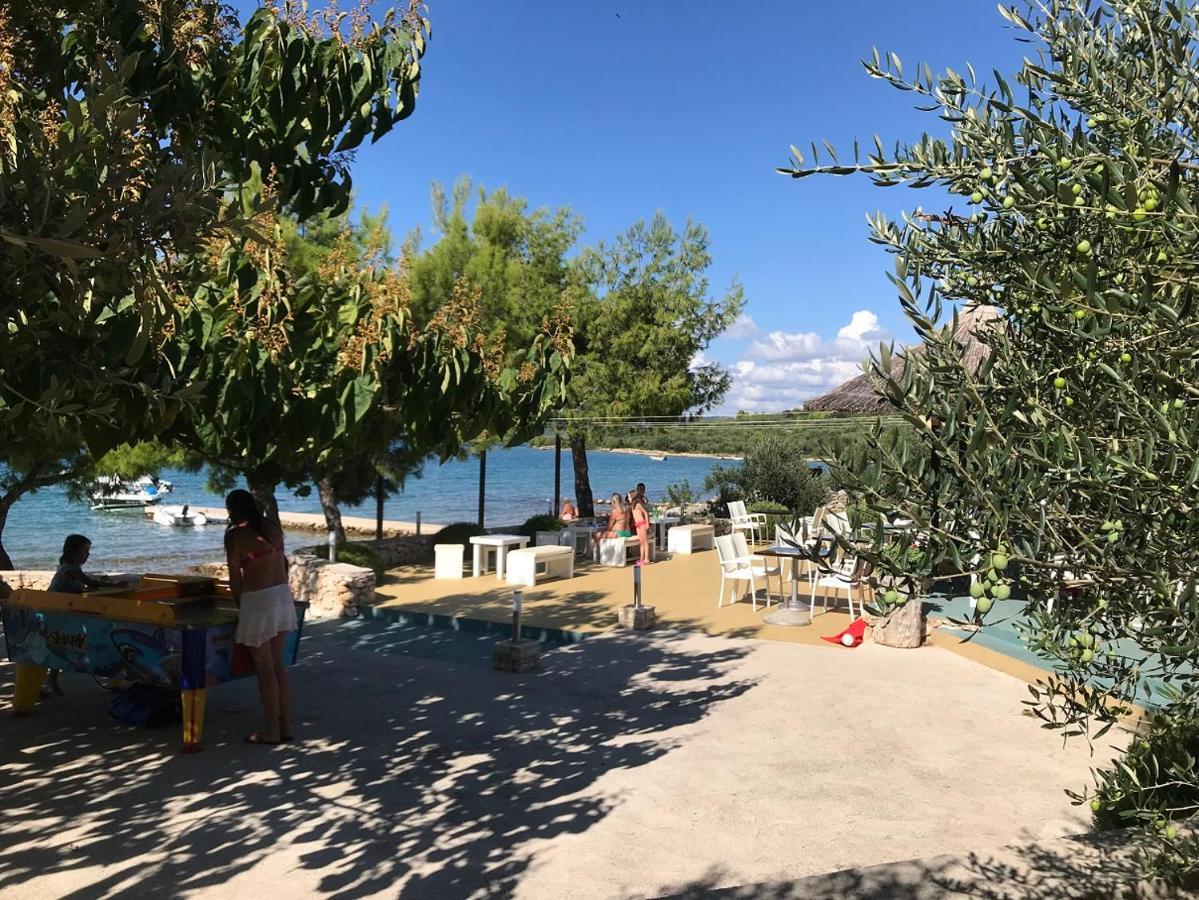 Villa Pina Tisno Apartment Zonsa 2 Pers ภายนอก รูปภาพ
